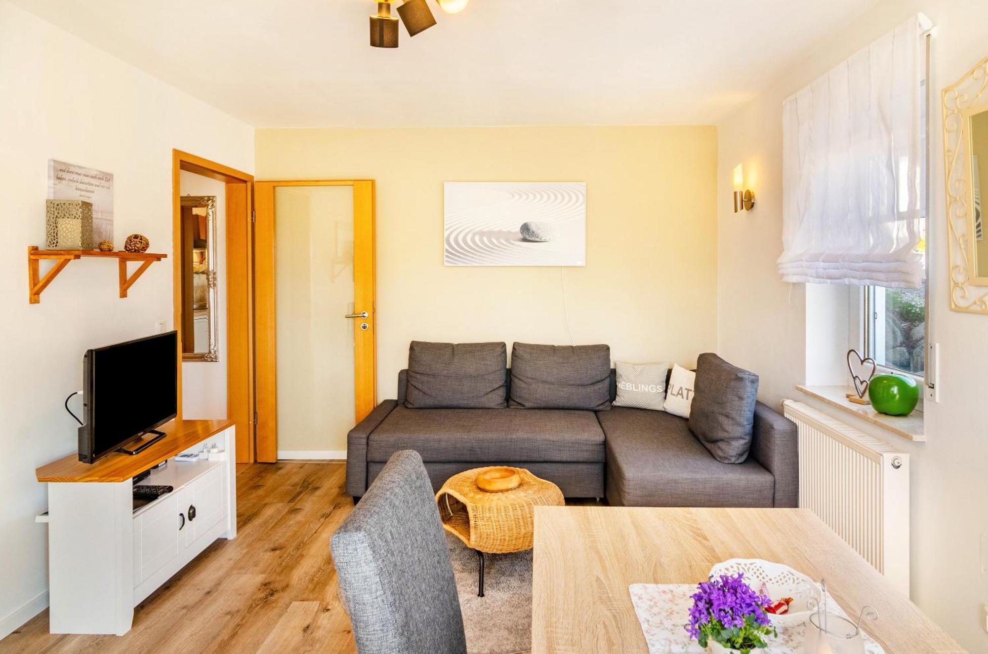 Ferienwohnung Lavendel Hofgeismar Ngoại thất bức ảnh